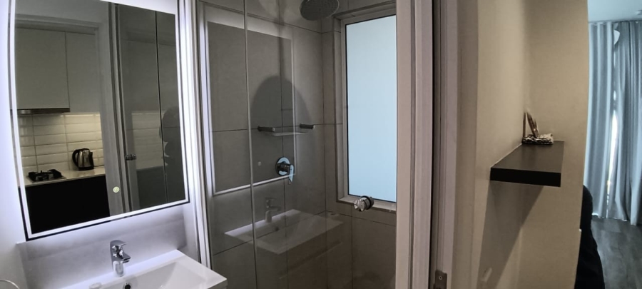 1 Bedroom Property for Sale in Woodstock Western Cape